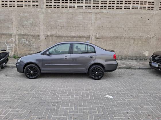 VOLKSWAGEN POLO SEDAN 1.6 MI COMFORTLINE 8V FLEX 4P AUTOMATIZADO VOLKSWAGEN POLO SEDAN 1.6 MI COMFORTLINE 8V FLEX 4P AUTOMATIZADO